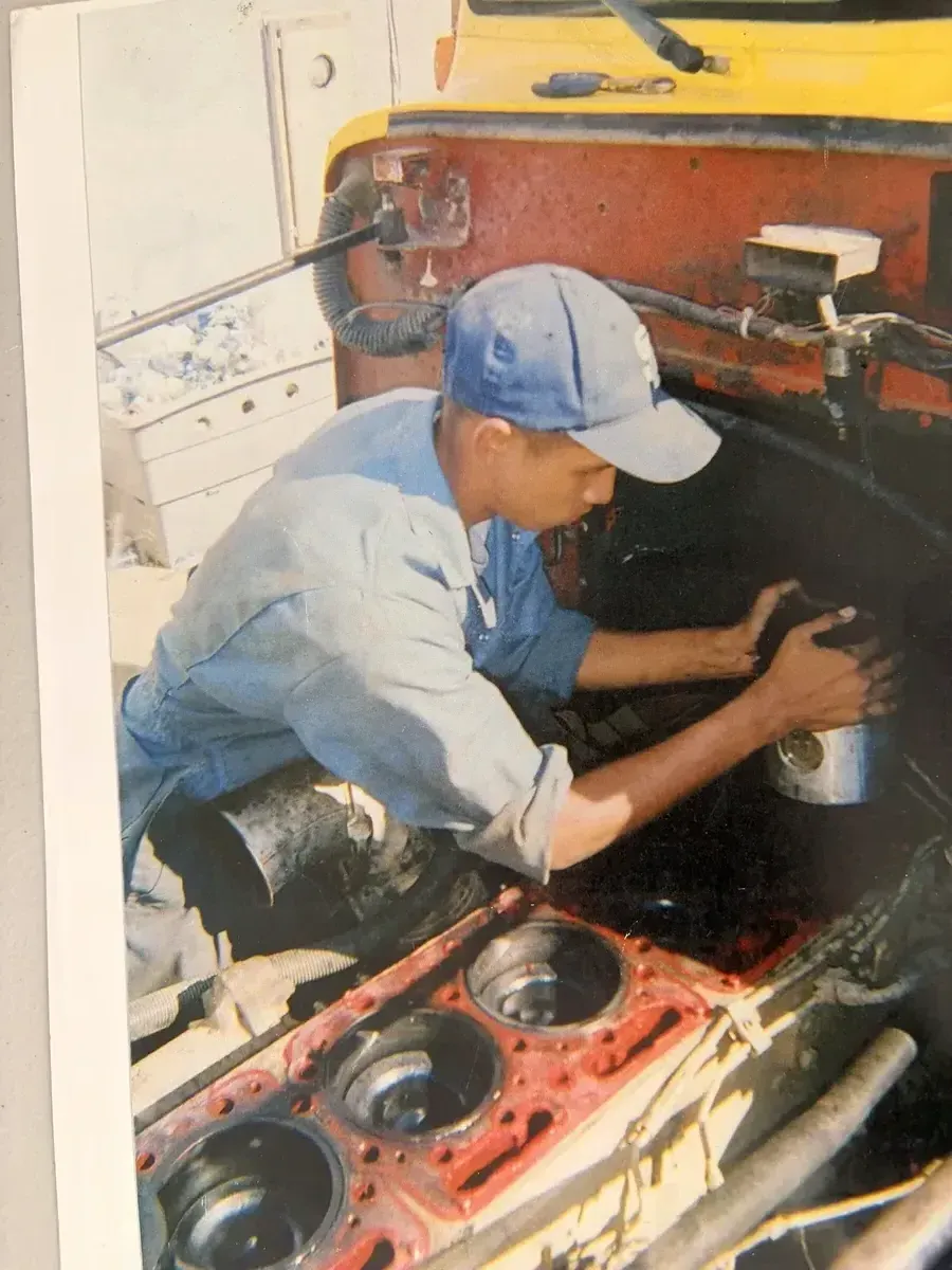 Truck repair class